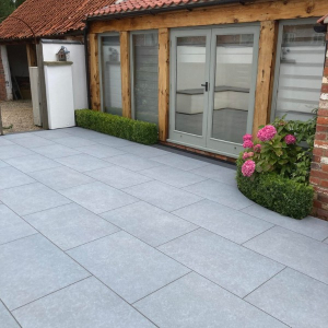 Blue Stone Mist Porcelain 900x600