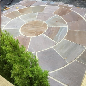 Raj Green Sandstone Circle Excluding SOK 2.0m